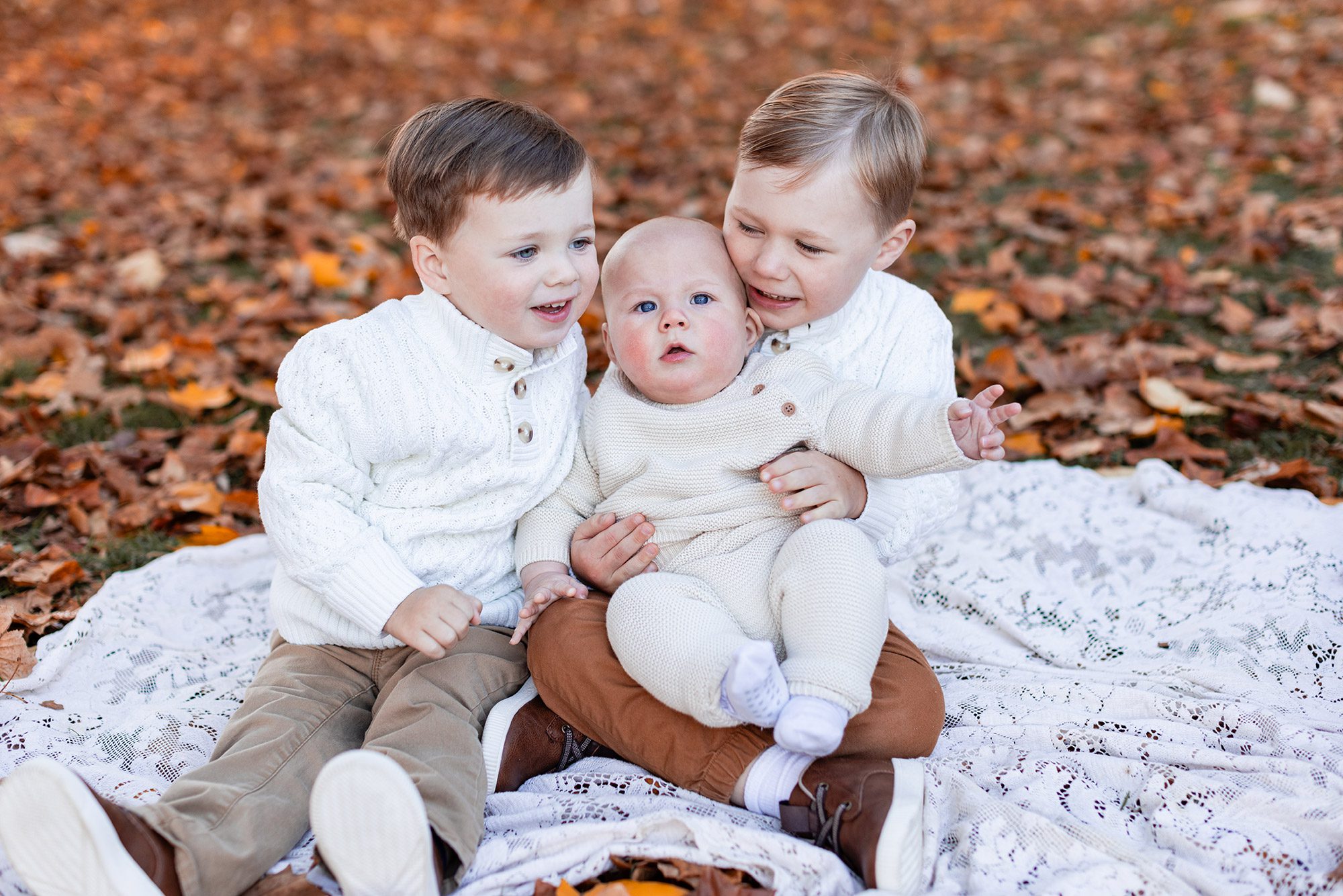 Boston Fall Family Photos - three boys in white sweaters