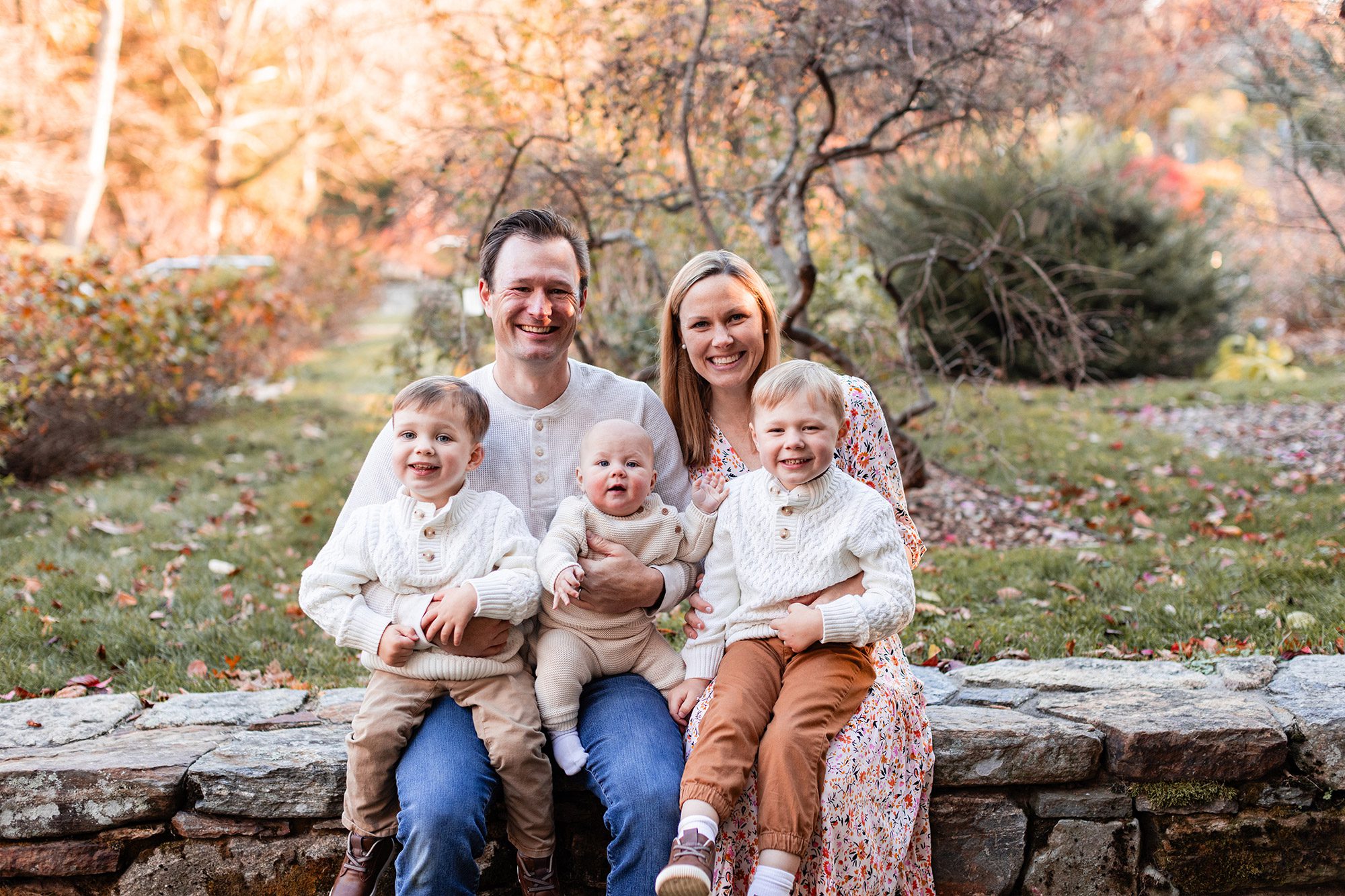 Boston Fall Family Photos - family together in the park