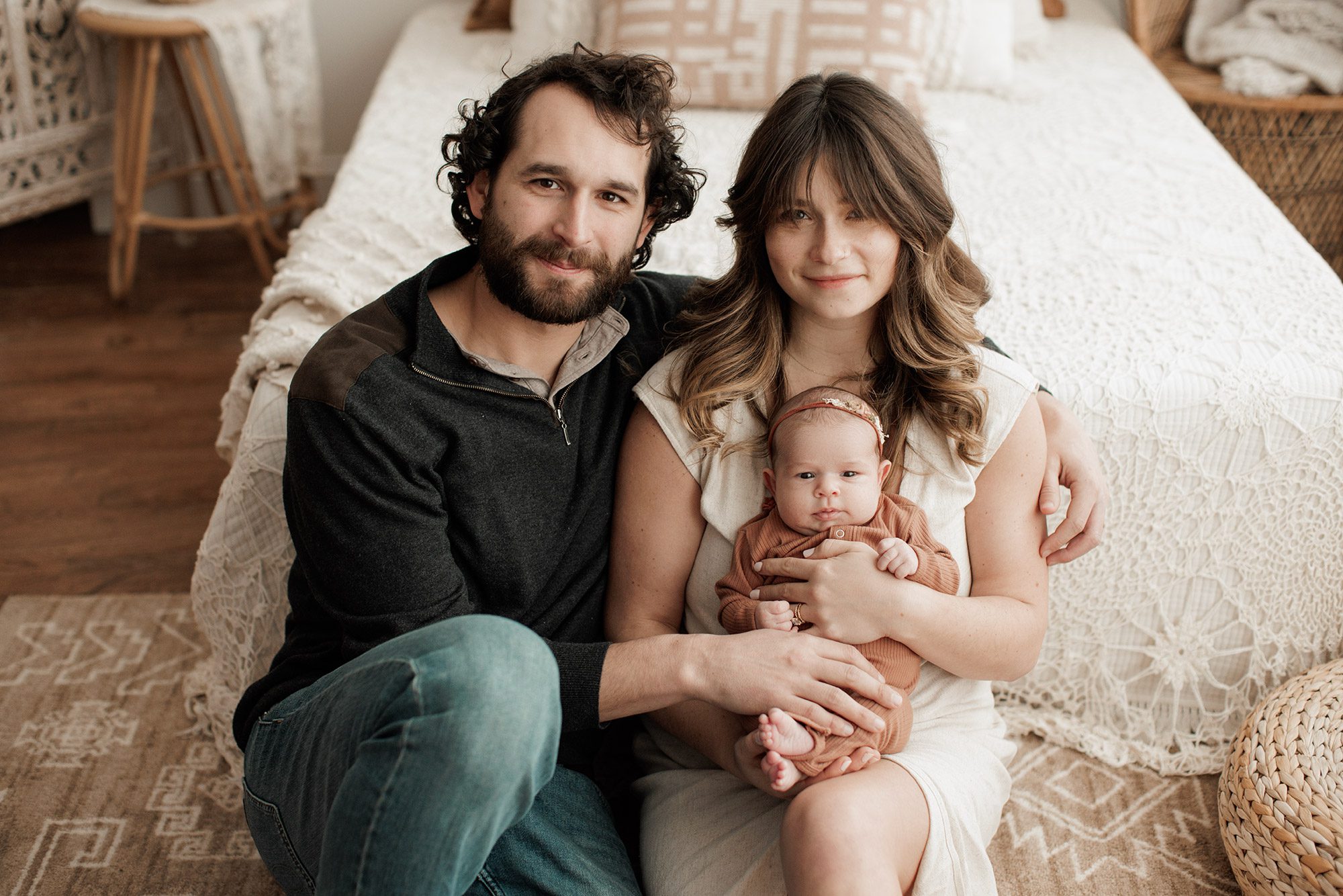 Favorite Newborn Photography Poses - everyone looking at the camera