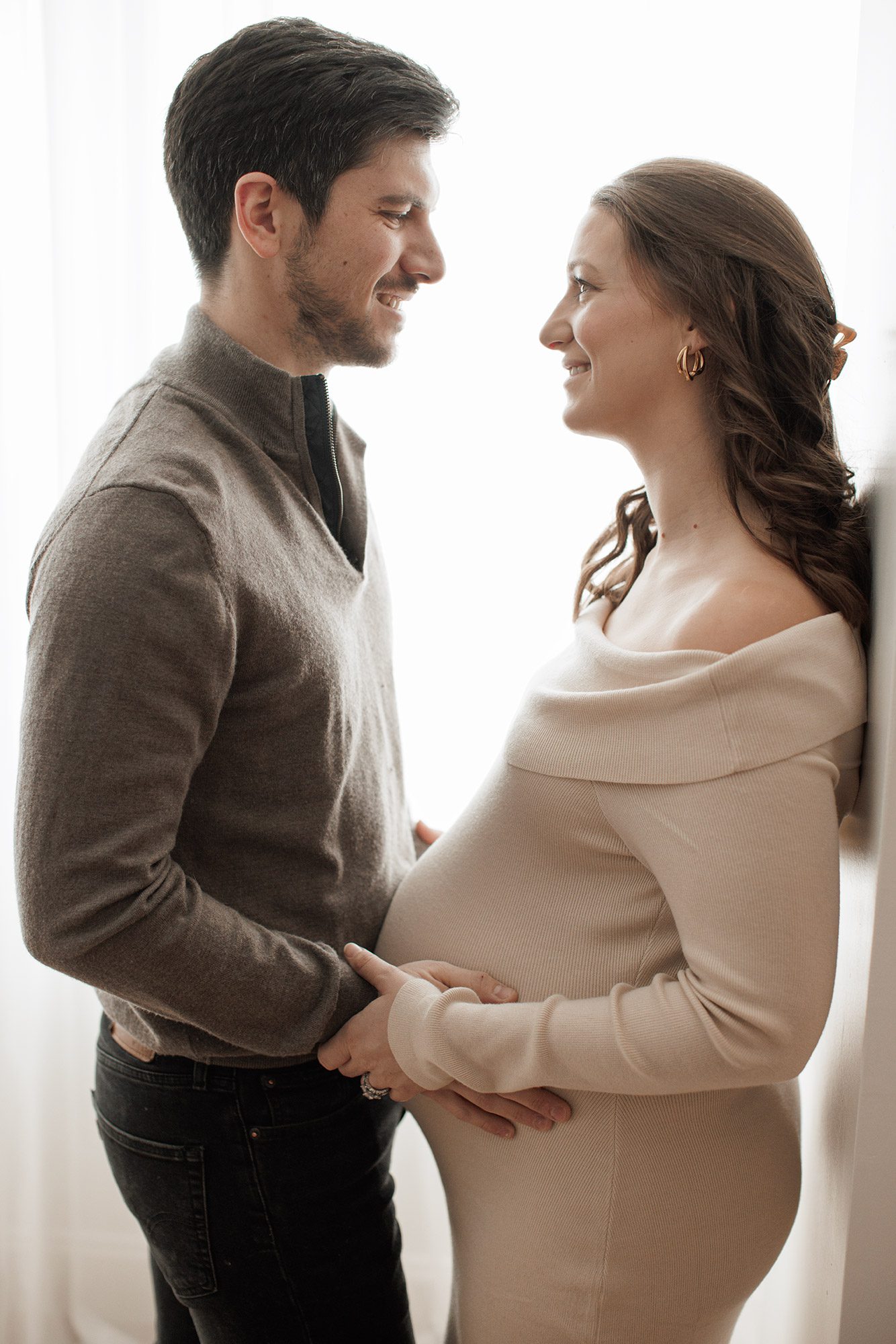 Why Every Mom Deserves a Professional Maternity Photography Session