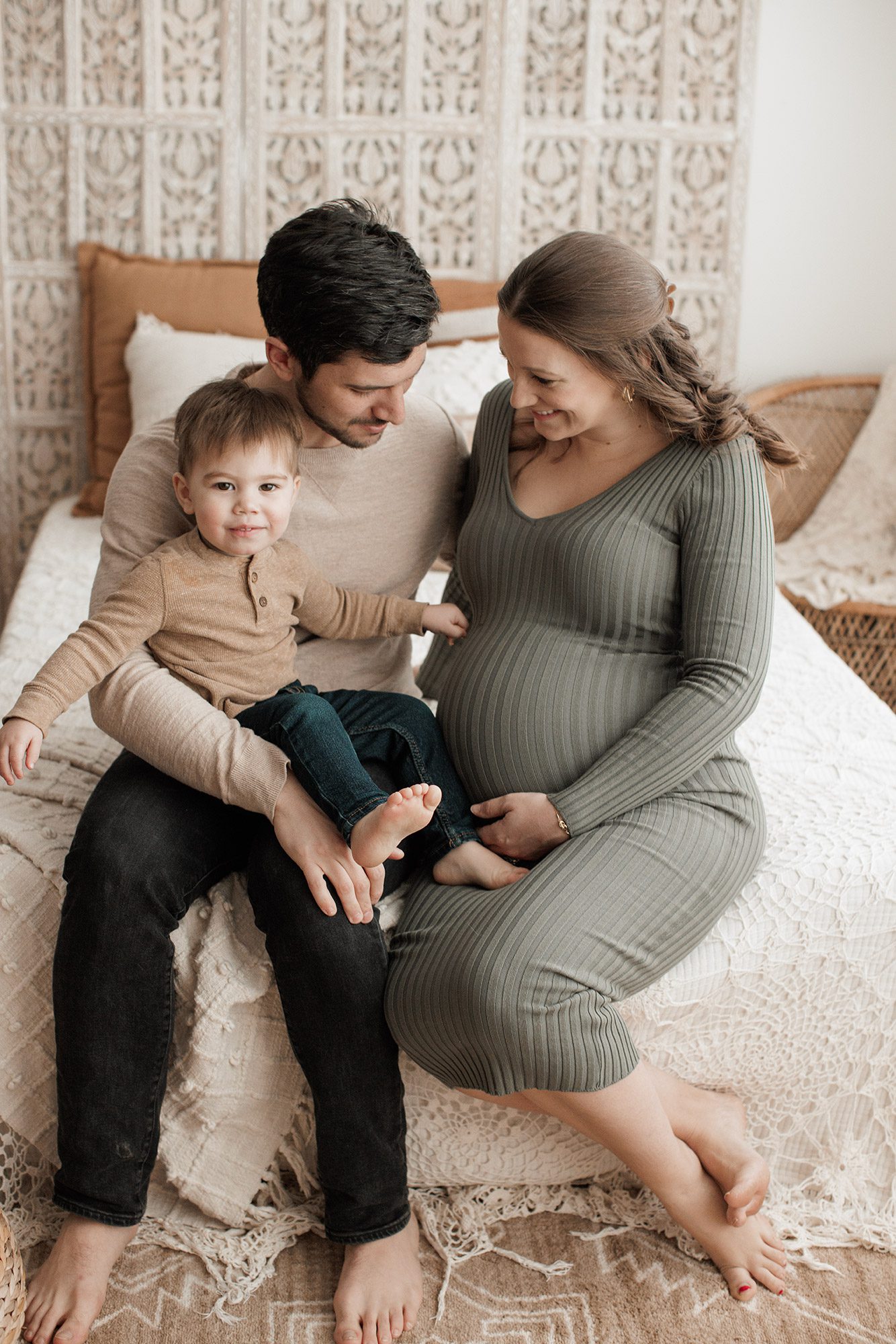 Why Every Mom Deserves a Professional Maternity Photography Session