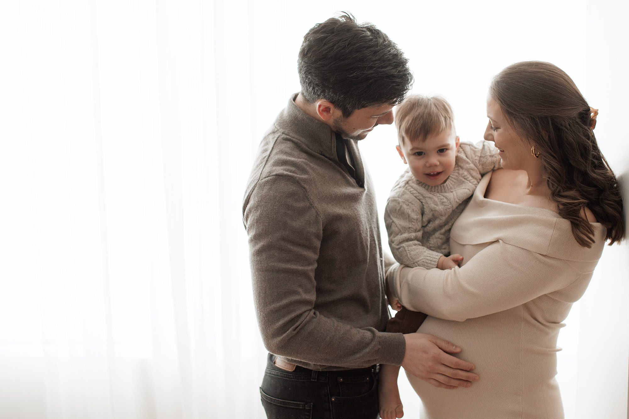 Why Every Mom Deserves a Professional Maternity Photography Session