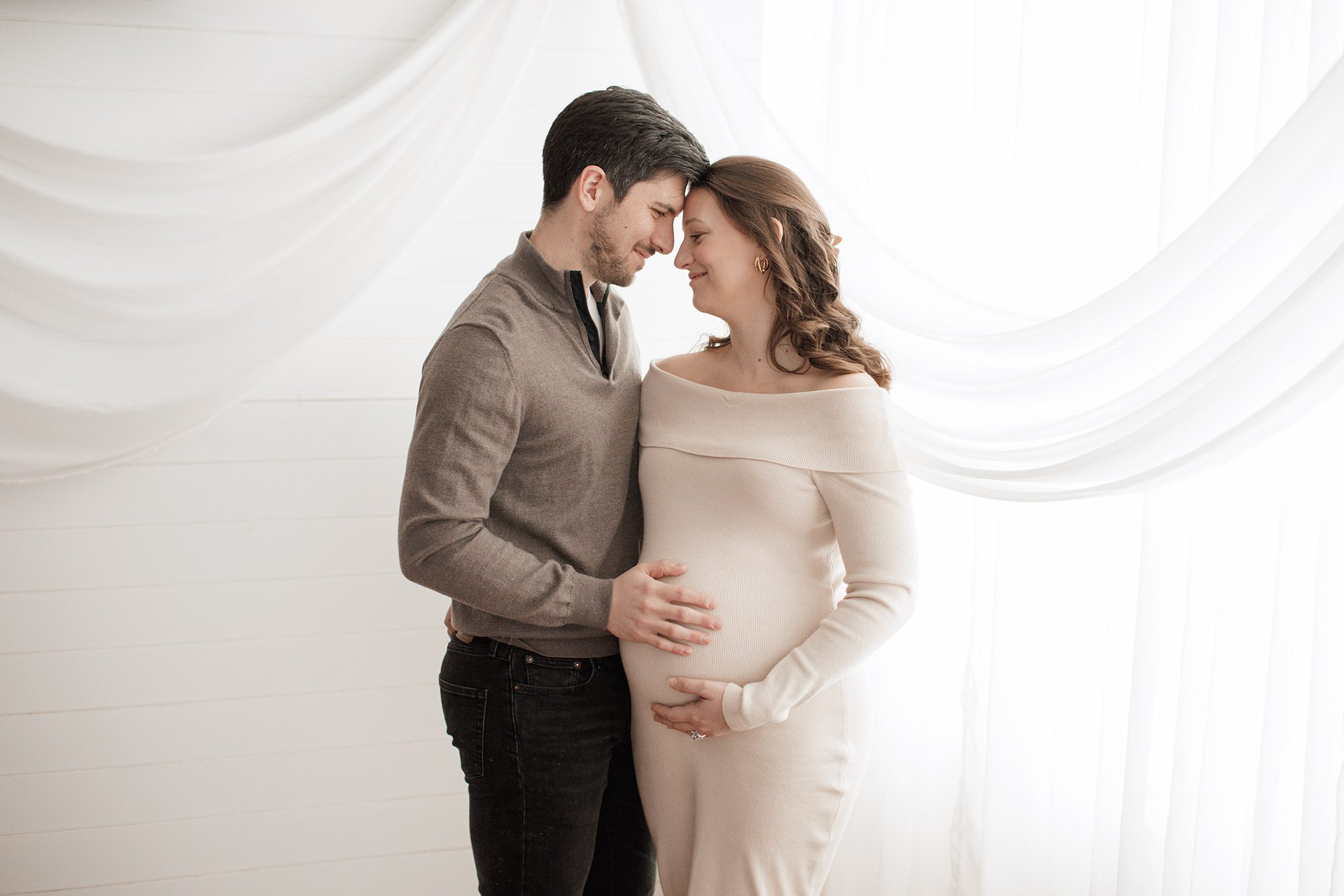 Why Every Mom Deserves a Professional Maternity Photography Session