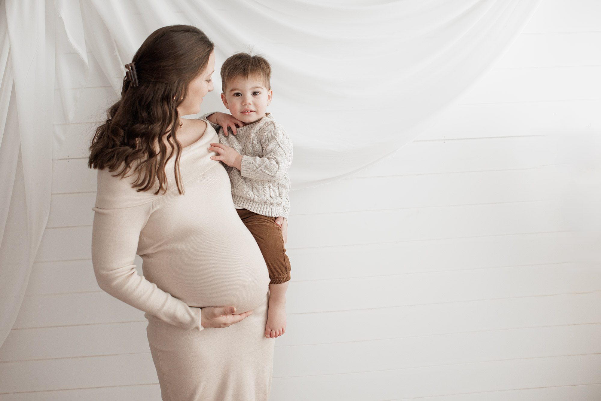 Why Every Mom Deserves a Professional Maternity Photography Session