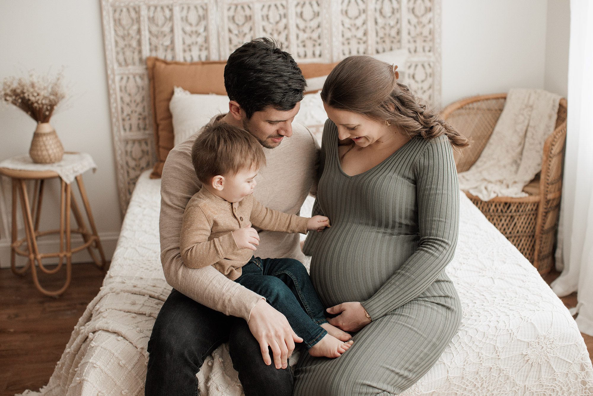 Why Every Mom Deserves a Professional Maternity Photography Session