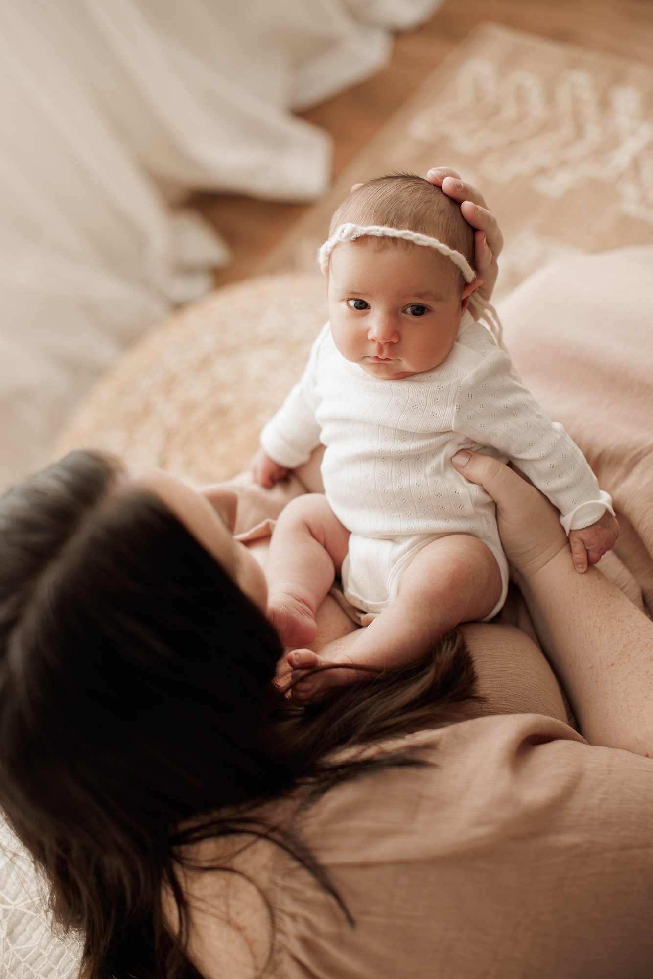 cozy minimalist newborn photoshoot Boston -