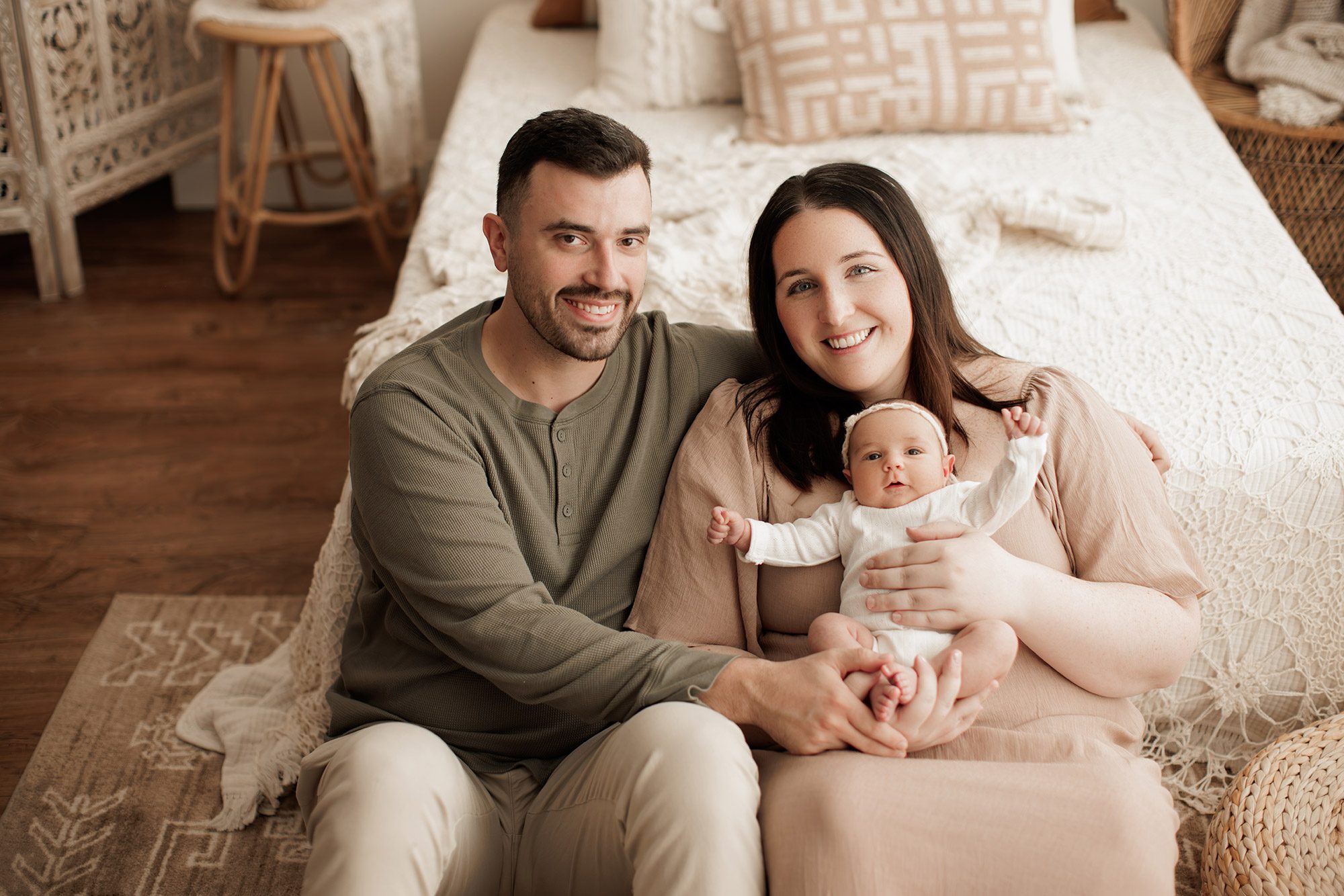 cozy minimalist newborn photoshoot Boston -