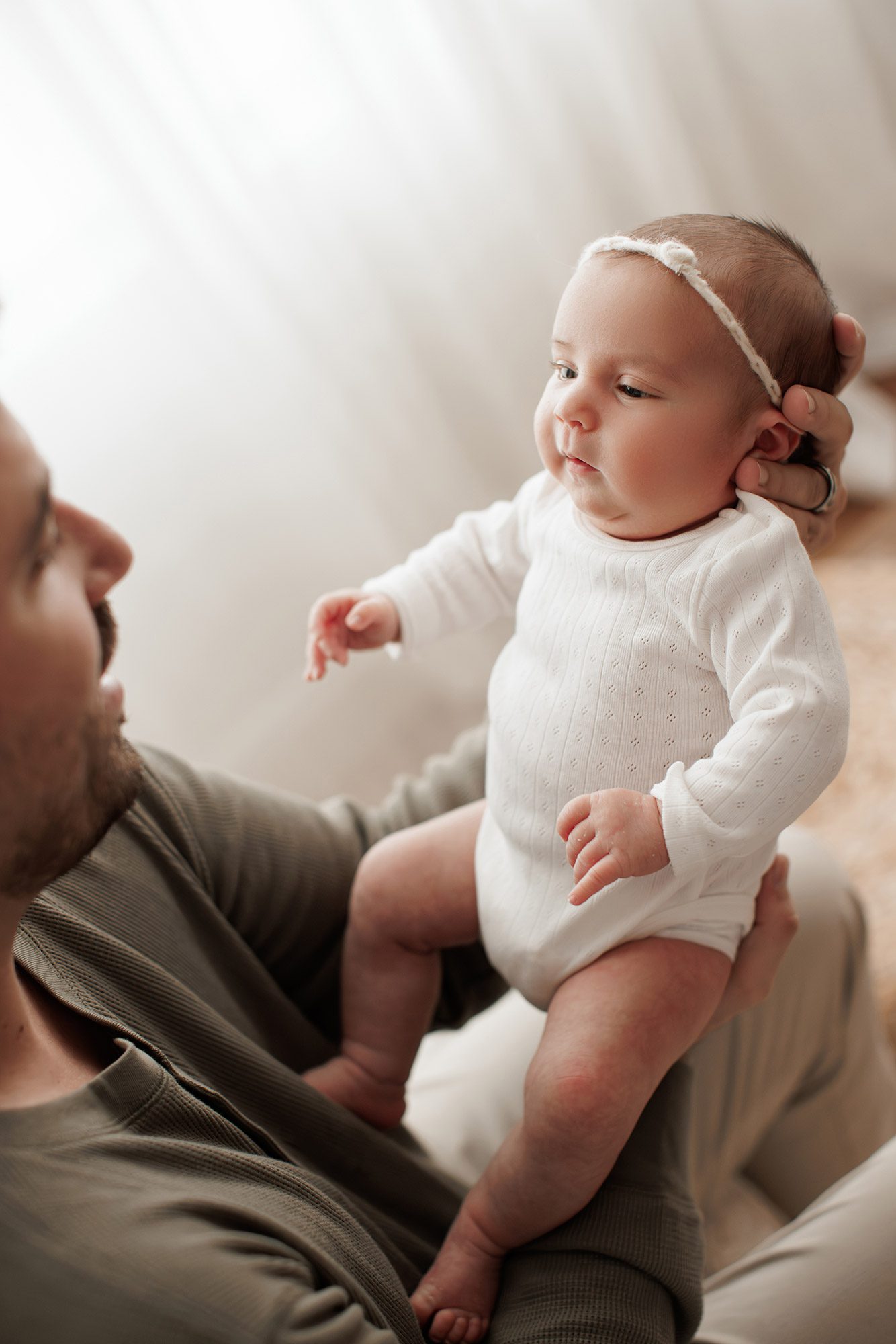 cozy minimalist newborn photoshoot Boston -