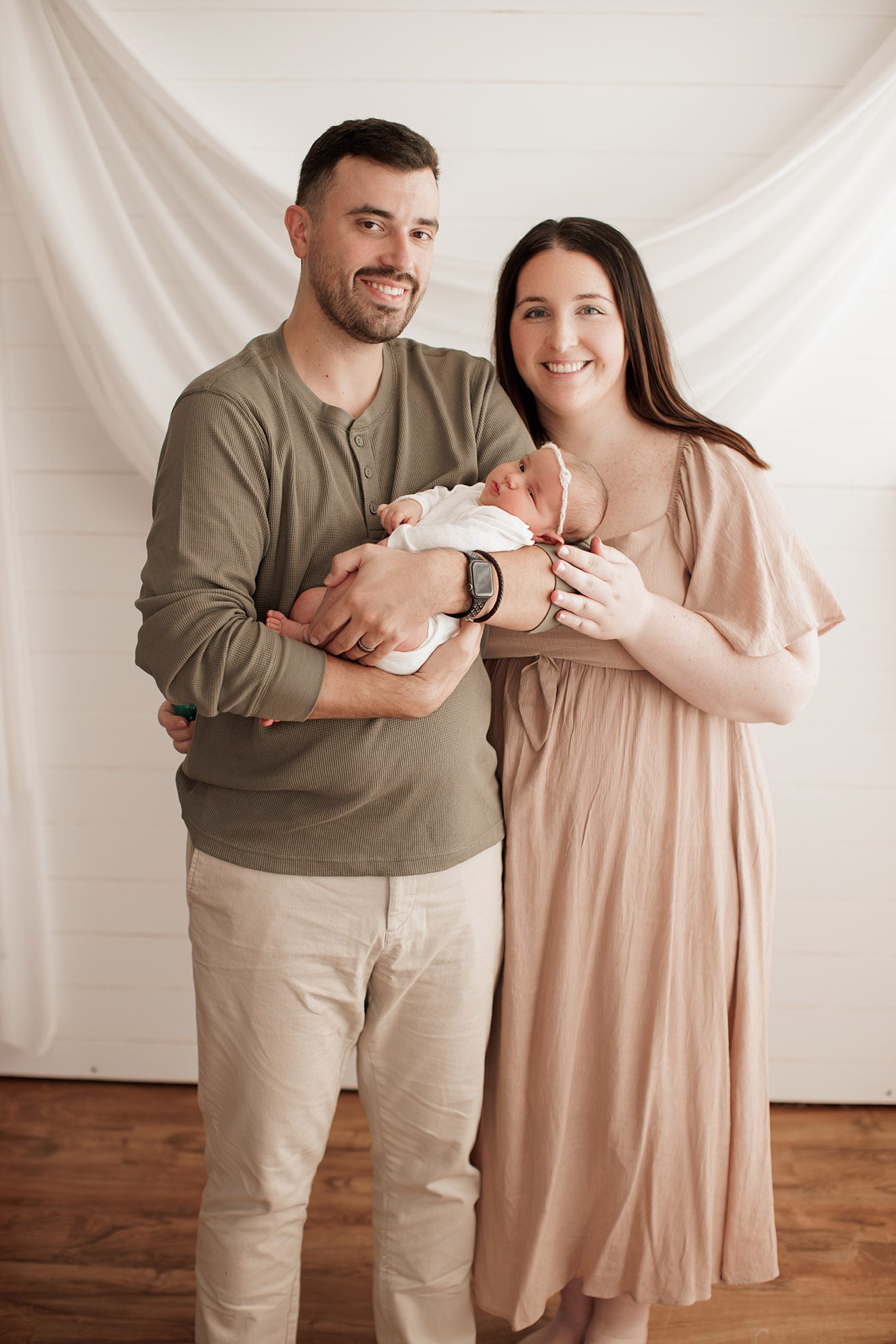 cozy minimalist newborn photoshoot Boston -