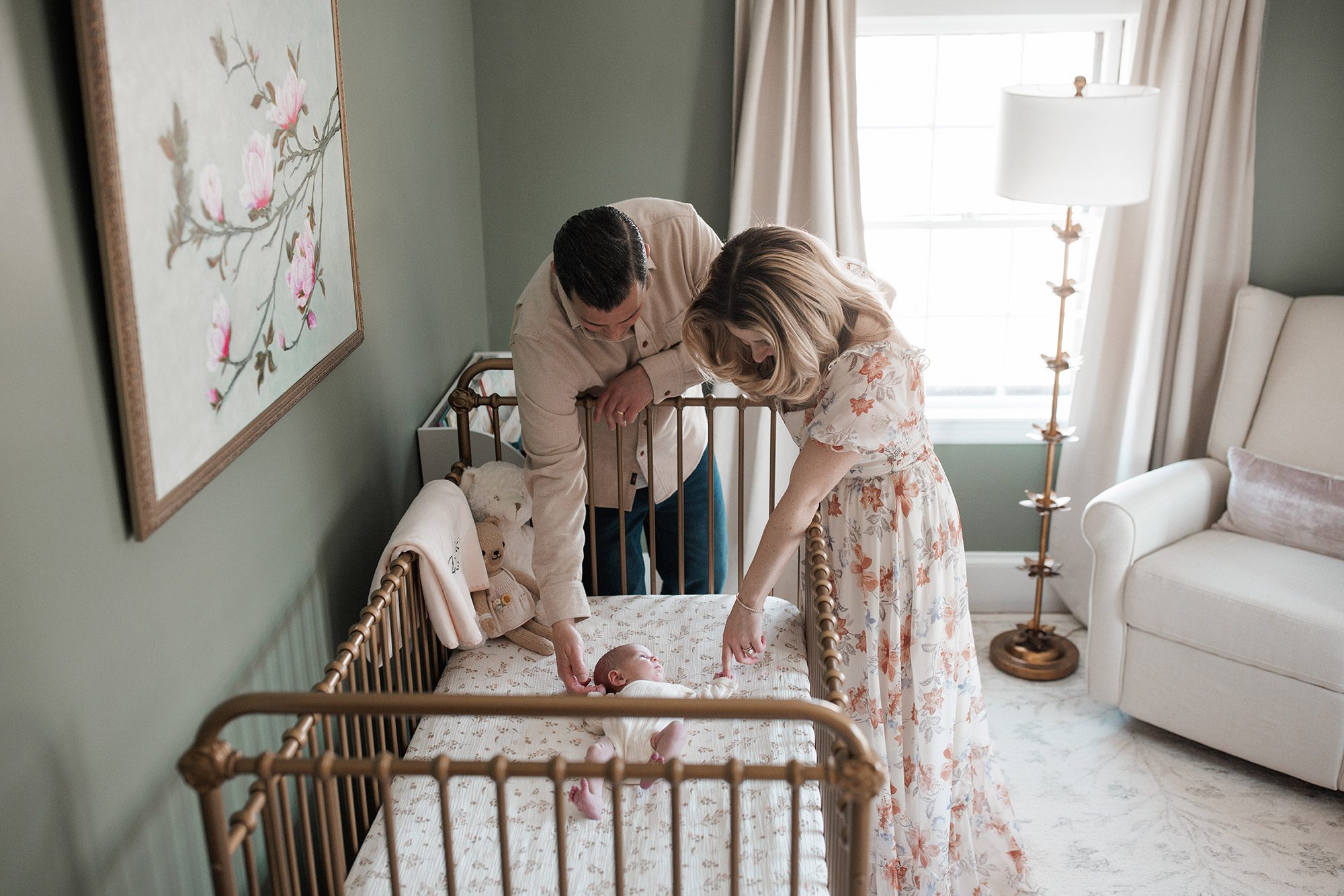 Why choose an in home newborn photo session