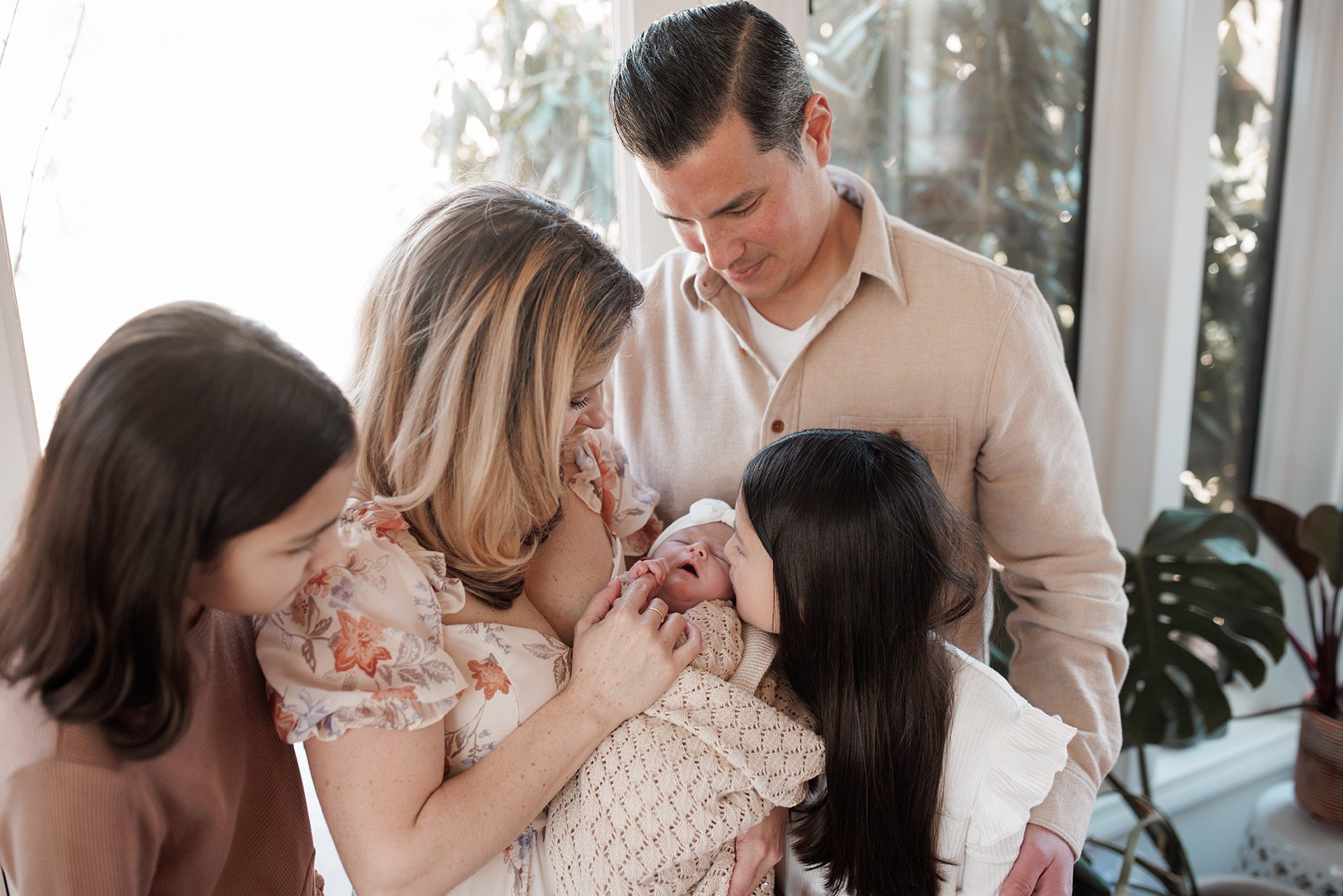 Why choose an in home newborn photo session
