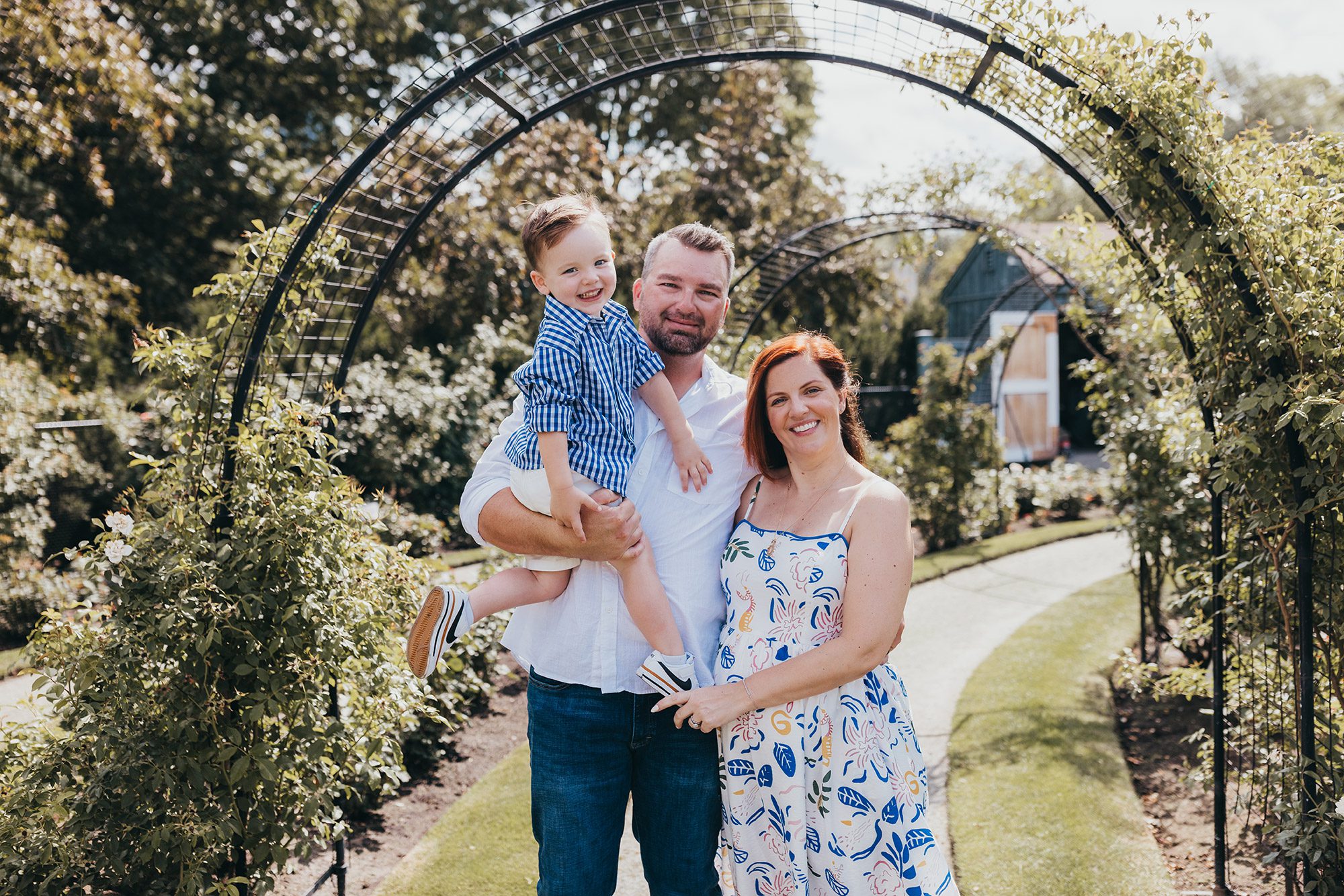 Maternity Photos at the Kelleher Rose Garden in the Fens