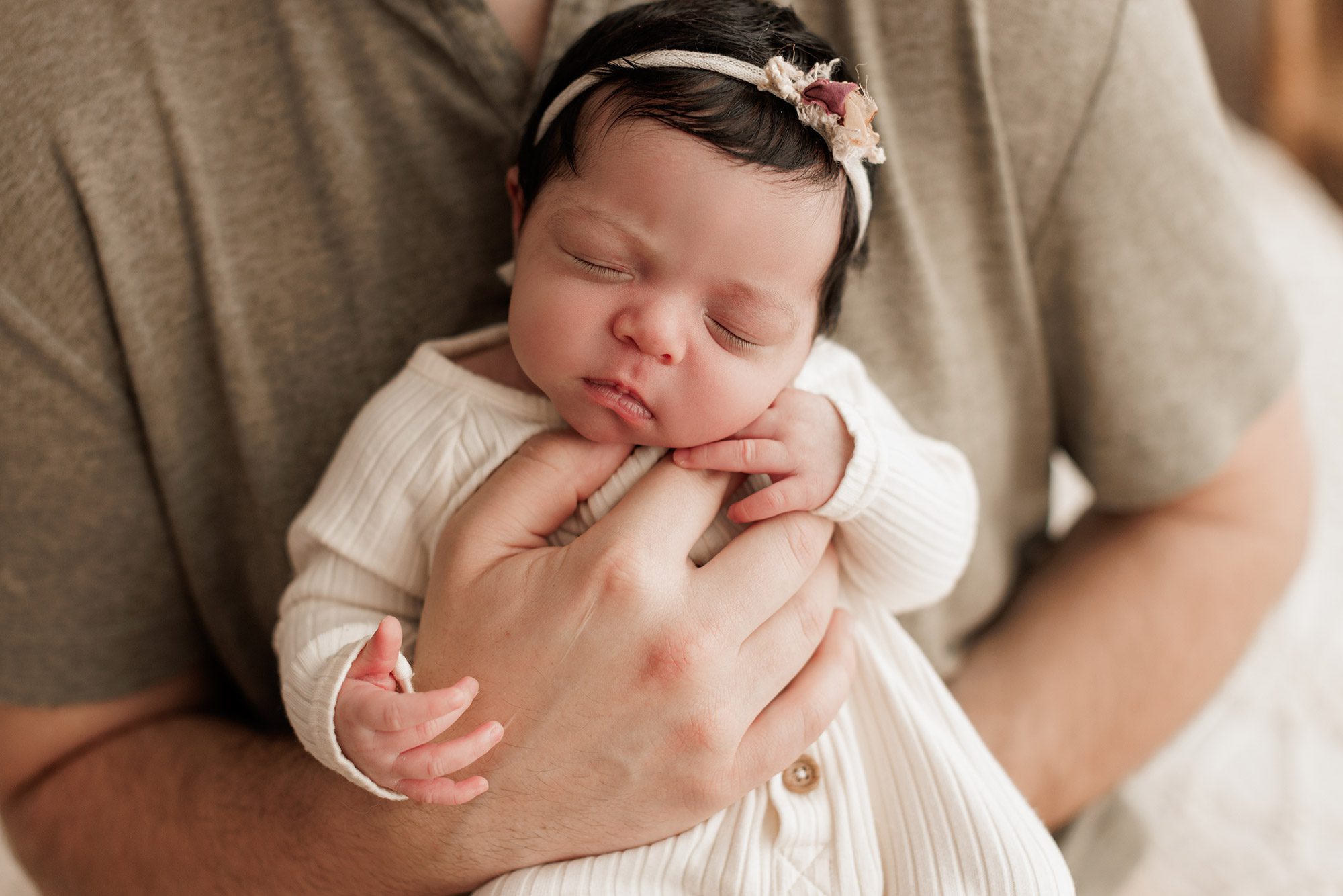How to Have a Stress-Free Newborn Photo Session